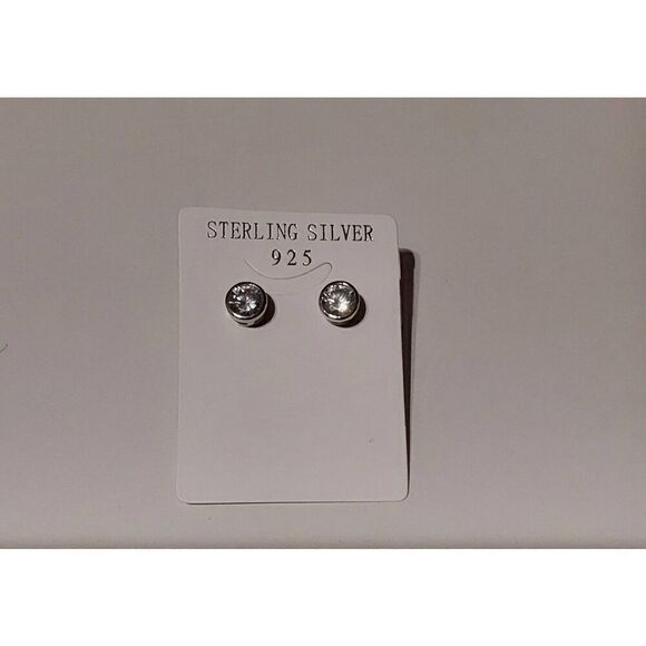 2 Ct. Genuine Diamond Simulant Bezel Set Stud Earrings~.925 Sterling Silver - Picture 1 of 2